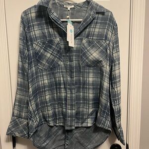 Laju akim button‎ down top